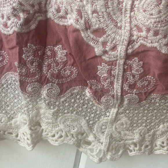 Democracy Beautiful embroidered top - Picture 7 of 8